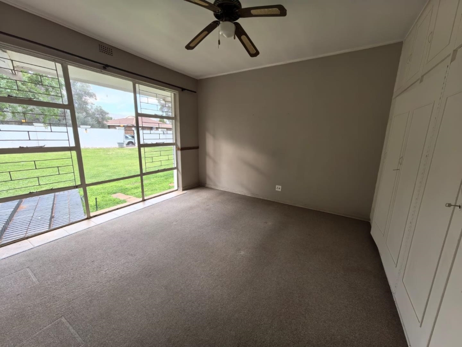 4 Bedroom Property for Sale in Monument Heights Northern Cape